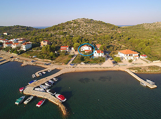 Plava kuca