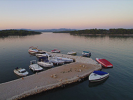 boat mooring
